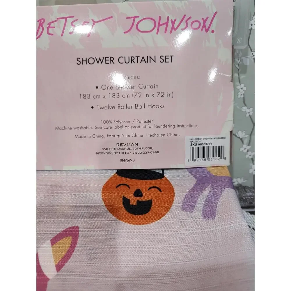 Betsey Johnson Halloween Shower Curtain 12 Hook Set Dogs Pumpkin 72”x 72” NEW